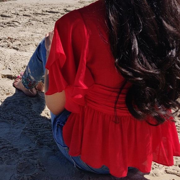 Zara Romantic Red Blouse - Picture 2 of 6